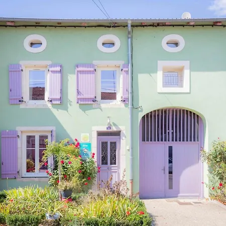 Familial Pres De Nancy Avec Grand Jardin, Spa, Salle De Jeux, Et Equipements Peche - Fr-1-584-15 Holiday home Laneuveville-devant-Bayon