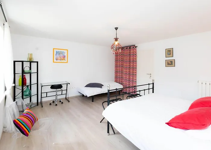 Familial Pres De Nancy Avec Grand Jardin, Spa, Salle De Jeux, Et Equipements Peche - Fr-1-584-15 펜션