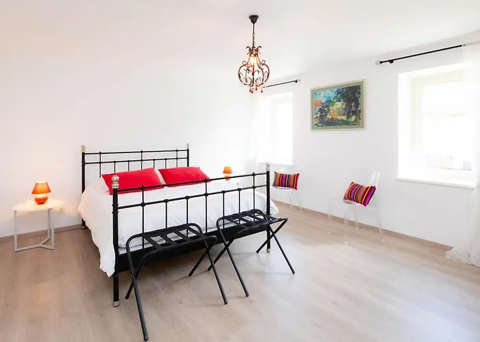 Familial Pres De Nancy Avec Grand Jardin, Spa, Salle De Jeux, Et Equipements Peche - Fr-1-584-15 펜션 *